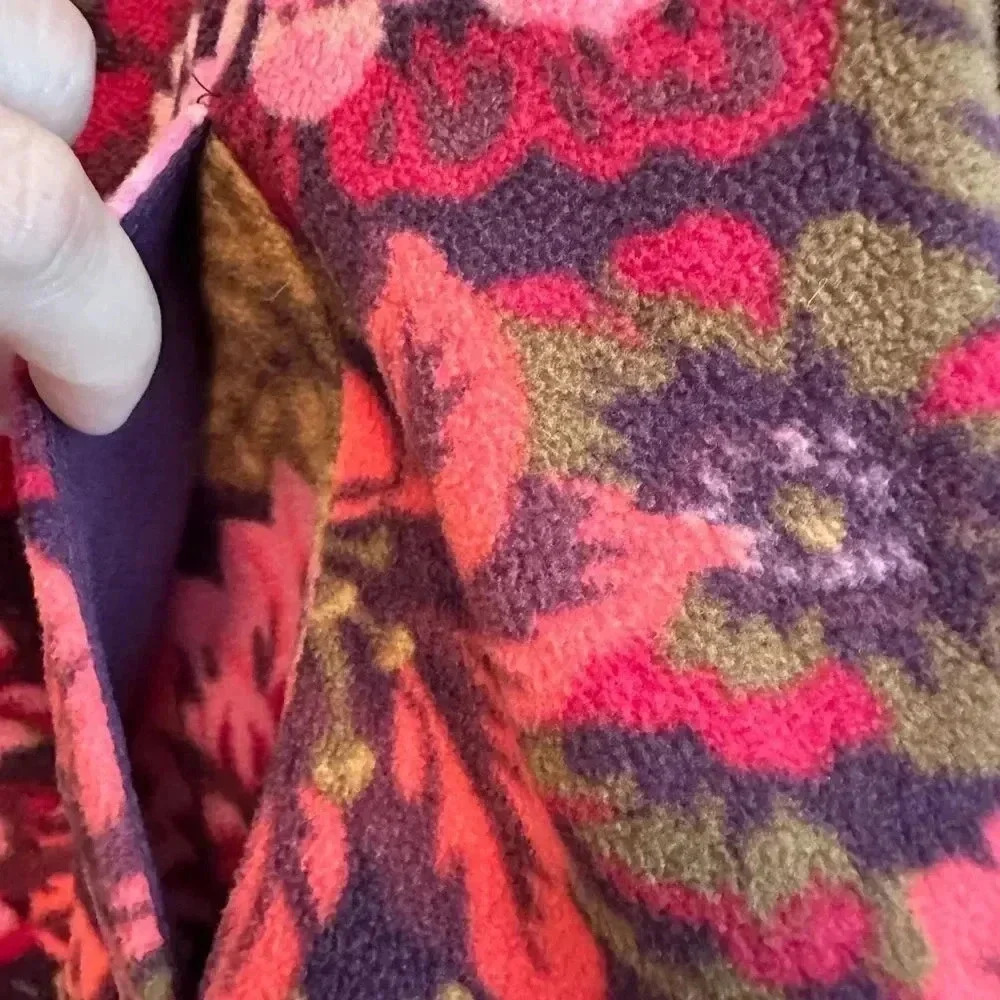 Gorgeous fleece floral jacket - Picture 12 of 13